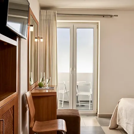 Hotel Oxygen Favie 3*