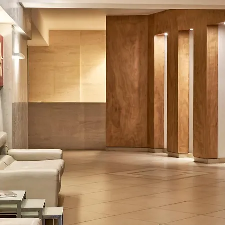 Oxygen Favie מלון